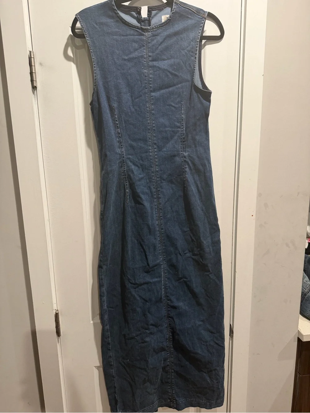 Reformation Sleeveless Denim Midi Dress in Blue with Black Belt - Picture 5 of 8